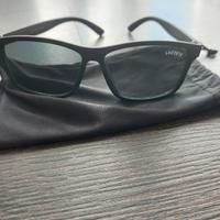 Occhiali da sole Lacoste coccodrillo dorato