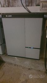 LG RESU 10H 9,8 kWh batteria accumulo usata