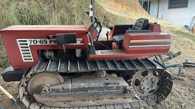 Trattore cingolato Fiat 70 65