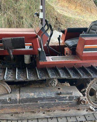 Trattore cingolato Fiat 70 65