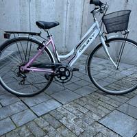 Bicicletta donna 28 in alluminio NUOVA