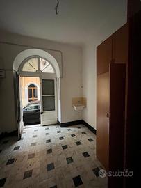 Magazzino in zona Pegazzano