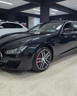 Maserati Ghibli V6 Diesel Gransport