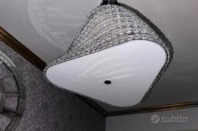 Lampadario moderno con cristalli