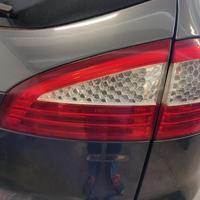 Fanale post dx int FORD MONDEO del 2009