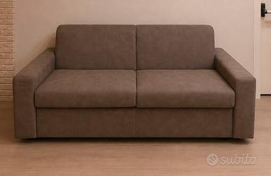divano letto e mobile tv