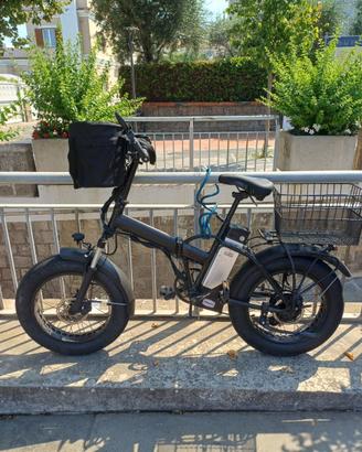 e-bike bicicleatta elettrica fatbike