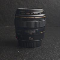 obiettivo Canon 85mm f1.8 ef