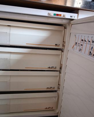 freezer congelatore ghiacciaia Candy 