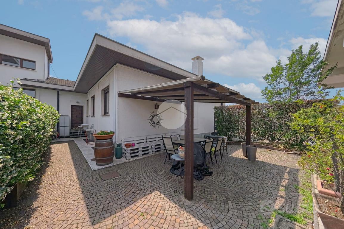 CASA INDIPENDENTE A GALLARATE - Vista 2