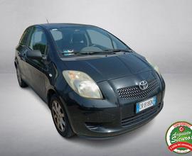 TOYOTA Yaris 1.3 3 porte