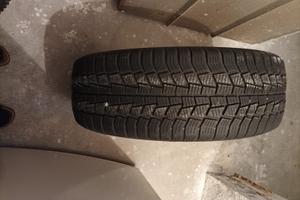 Pneumatici invernali 205x60xR16