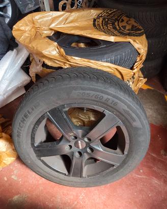 CERCHI DA16" COMPATIBILI  VARI MARCHI GOMME AL 70%