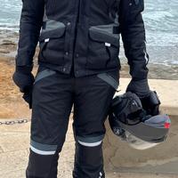 Giacca e pantaloni dainese