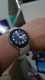 Samsung Galaxy Watch 4 bianco 