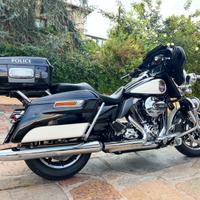 Harley Electra street glide police