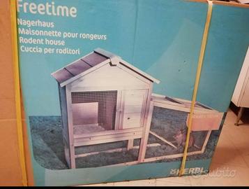 casetta per conigli o polli