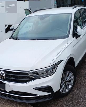 VOLKSWAGEN TIGUAN LIFE TDI DSG 2.0 – 150 CV