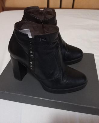 Scarpe Nero Giardini TG. 35
