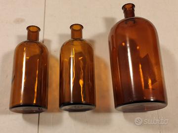 Bottiglie austriache da farmacia in vetro ambrato 