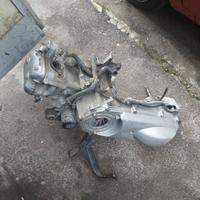 motore sh 300 consuma olio 