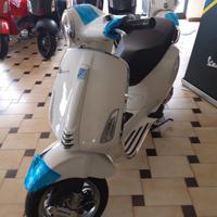 Piaggio Vespa 125 Primavera