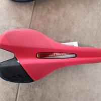 SPECIALIZED SELLA TOUPE PRO 130 mm ROSSA E NERA