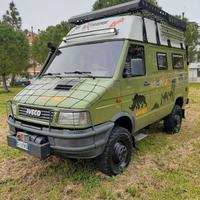 Camper Van Autocaravan Iveco Daily 4x4