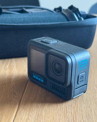 Go pro hero 13 kit