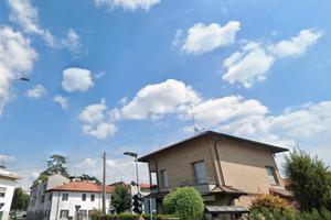 Bilocale Arosio con giardino e box auto