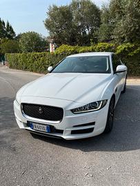 Jaguar xe 2.0 D 180cv Prestige automatica
