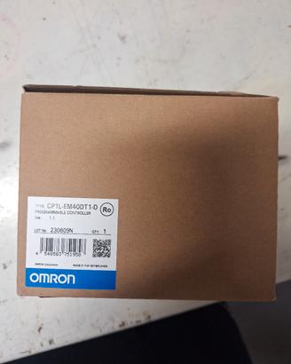 PLC Omron CP1L-EM40DOT1