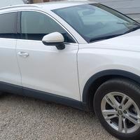  audiQ3 35