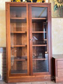 Vetrinetta+mobile basso ad angolo in legno