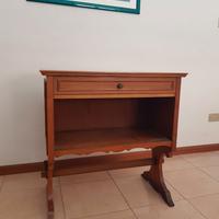 Mobiletto vintage in legno porta TV/telefono