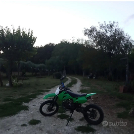 Come da foto moto CVM 125 4 TEMPI