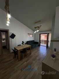Appartamento di 80 m² con 2 locali e box auto a Ro
