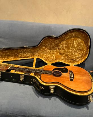 Maton EBW808 blackwood