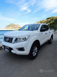 Nissan np300 - pick up autocarro