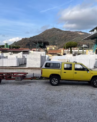 Nissan Pick-Up 4x4 (1992) + Rimorchio Umbra 2 assi