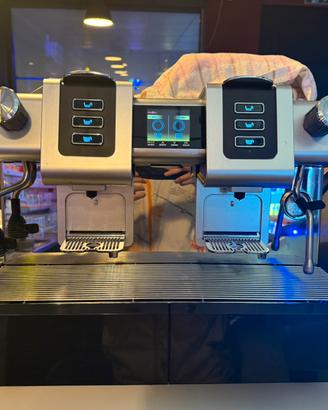 Macchina del caffè semiautomatica