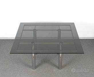 Tavolo Andre di Tobia Scarpa per Gavina (1968)