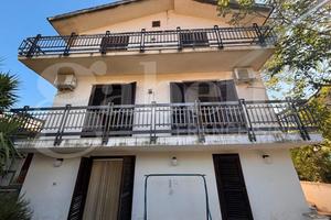 San Giuseppe Jato panoramica villa con giardino