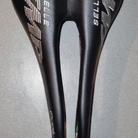 Sella SMP Evolution carbon rail black