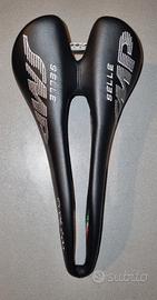 Sella SMP Evolution carbon rail black