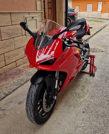Panigale V2