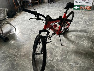 bicicletta B’ twin