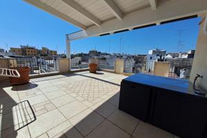 Prestigioso appartamento arredato