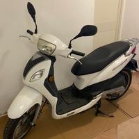 Scooter SYM Symphony 50 SR