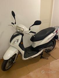 Scooter SYM Symphony 50 SR